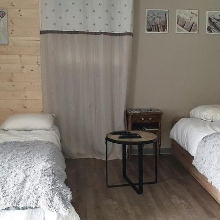 18 rue des teppaz les alberges Le Bourg-dʼOisans Extérieur photo