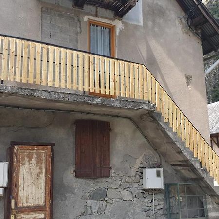 18 rue des teppaz les alberges Le Bourg-dʼOisans Extérieur photo