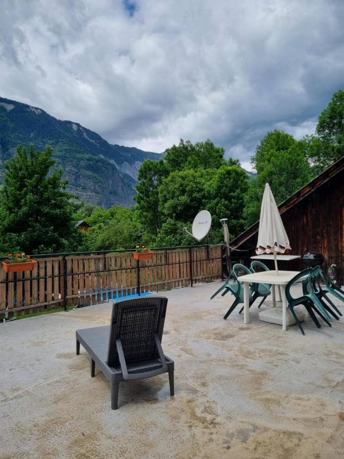 18 rue des teppaz les alberges Le Bourg-dʼOisans Extérieur photo